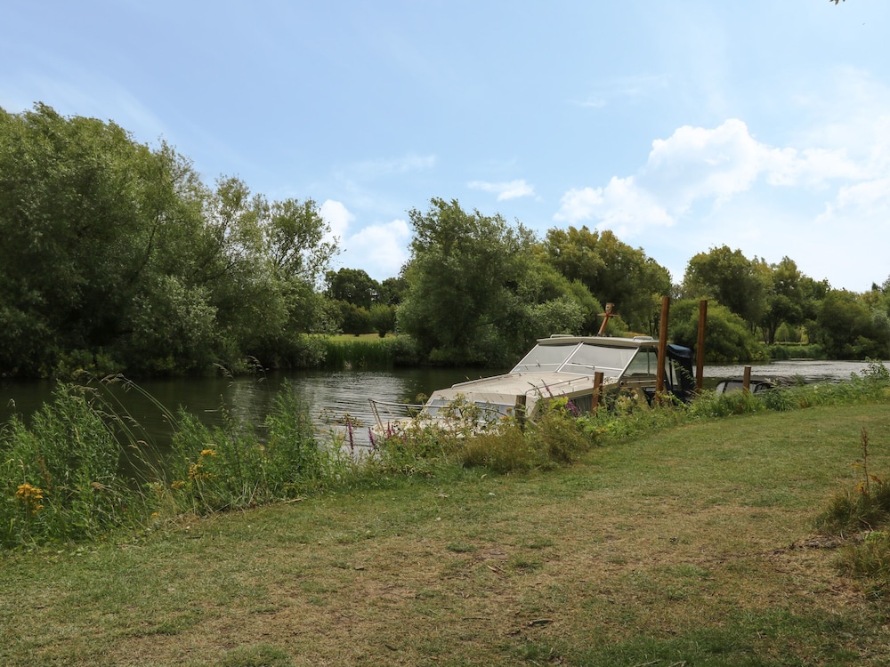 Thames Reach