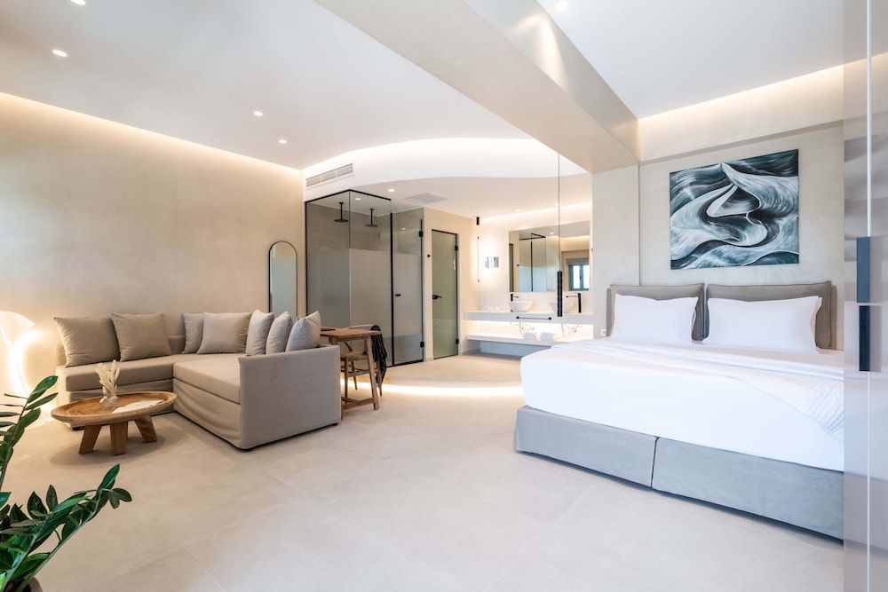 Aura Suites Paros view 5
