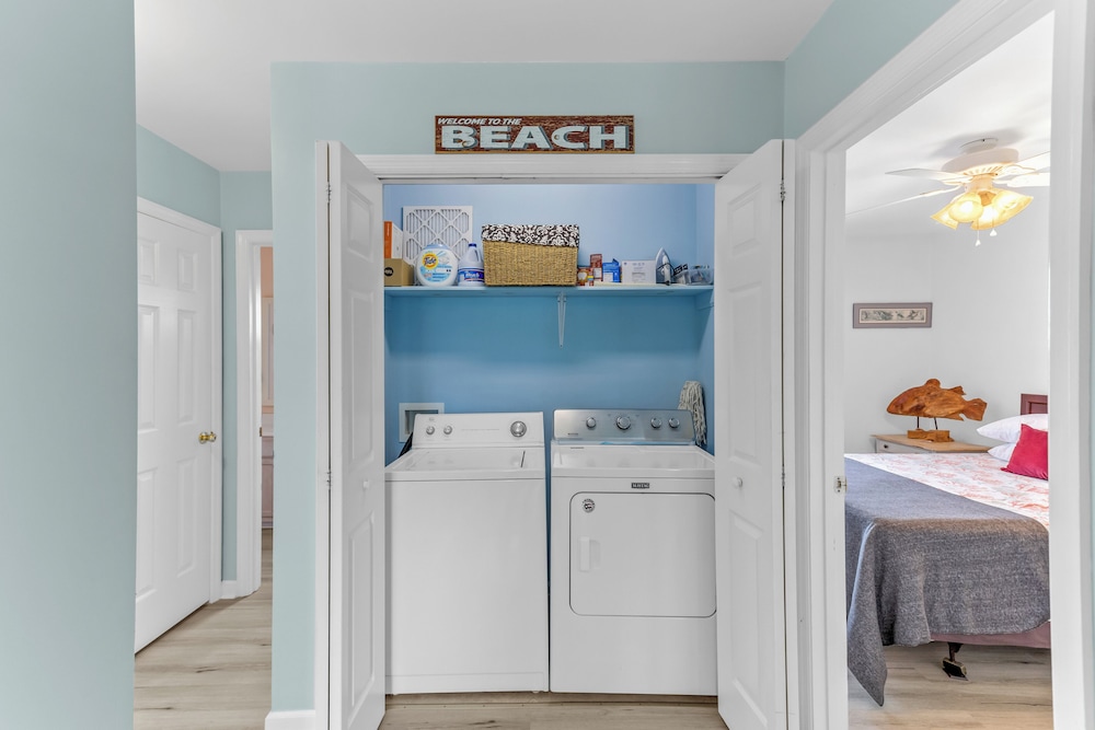 Lowe Tide by Topsail Realty
