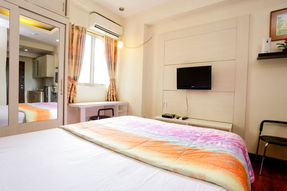 RedLiving Apartemen The Suites Metro - Mary Tower E