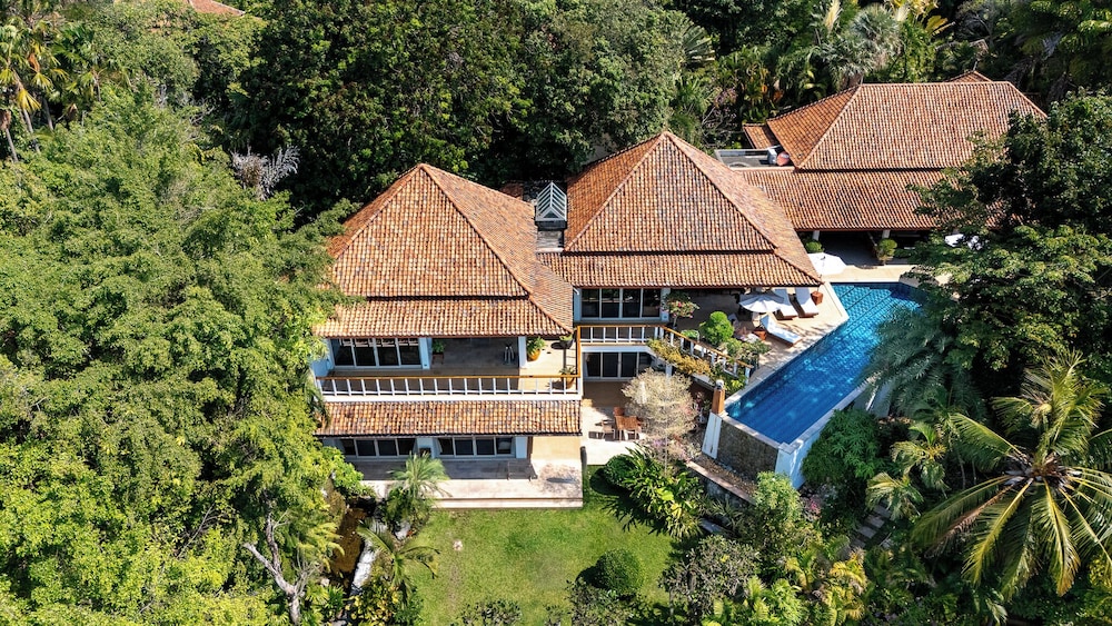 Katamanda seaview villa Kinnaree near Kata beach