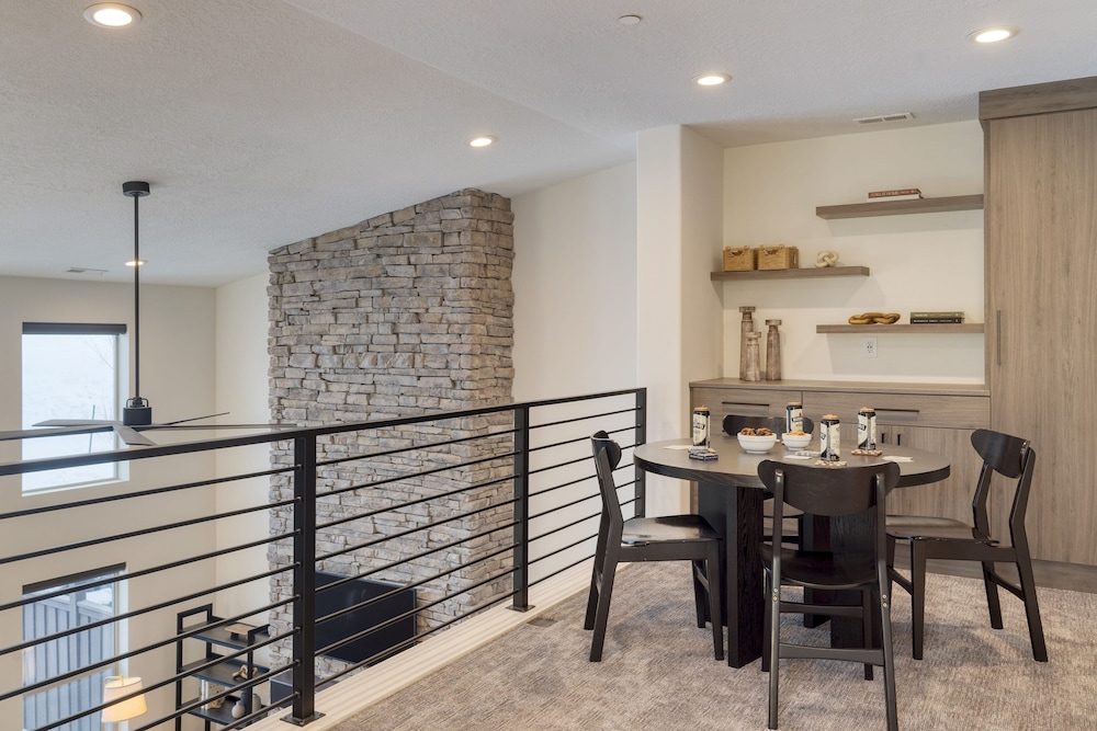 Abigail Drive Year-round Retreat With Hot Tub Near Park City Adventures Skiing