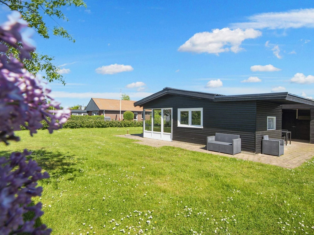 6 Person Holiday Home in Tarm view 5