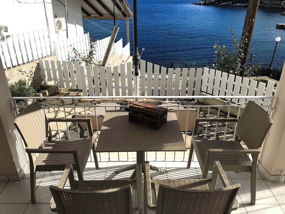 Sea Rose Apartment