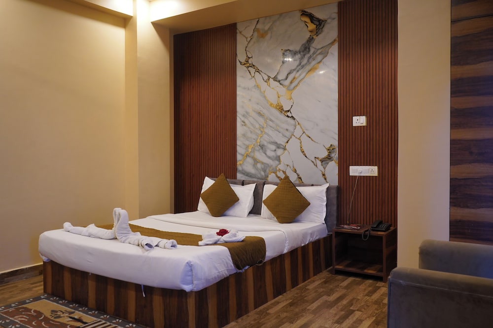 Hotel Pranjal Inn