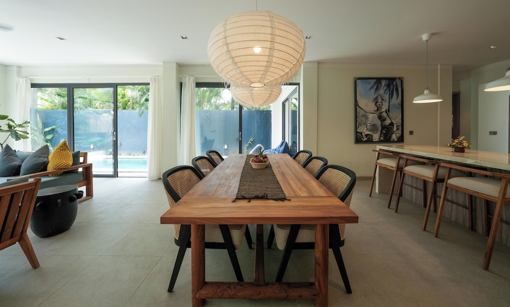 Twin Villas Drupadi 8Br Seminyak