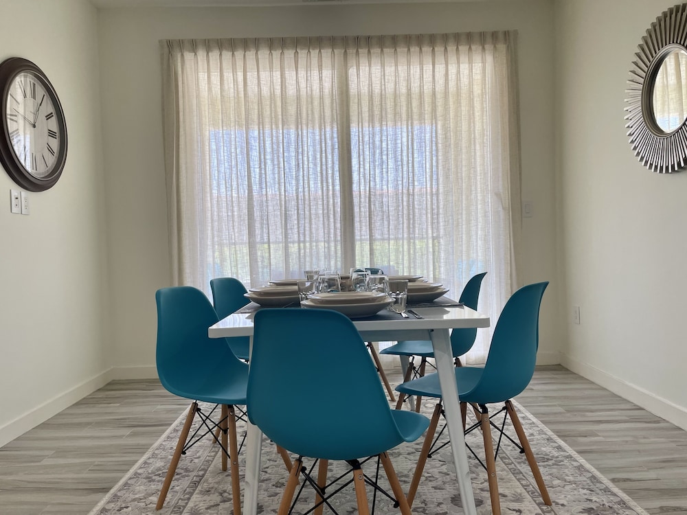 The Cove - Condo Hotel - Perfect Location