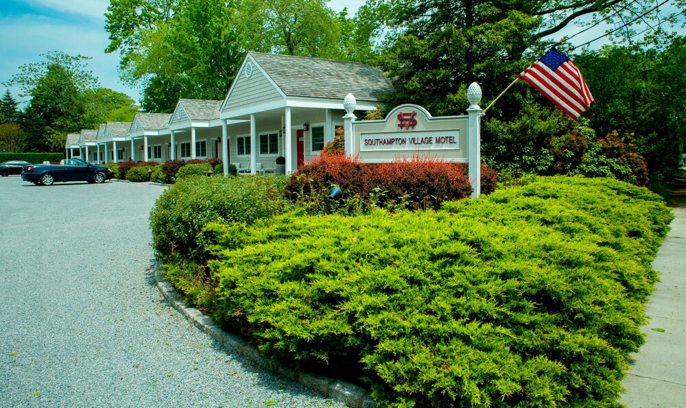 Southampton Village Motel