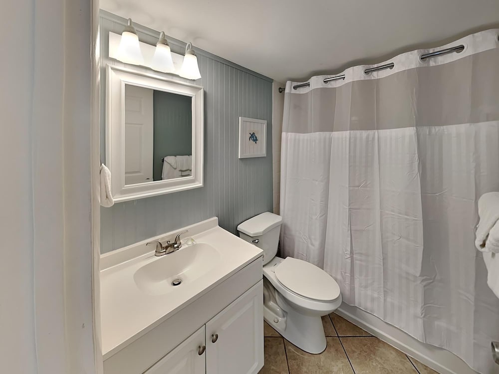 Continental Condominiums II by Resort Collection