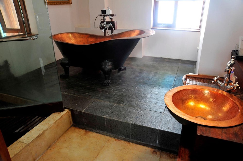 Tegal Panggung Inn