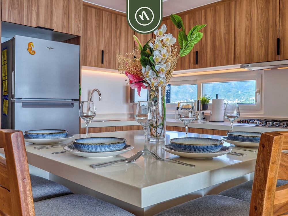 Harbor 171 by Naya Homes