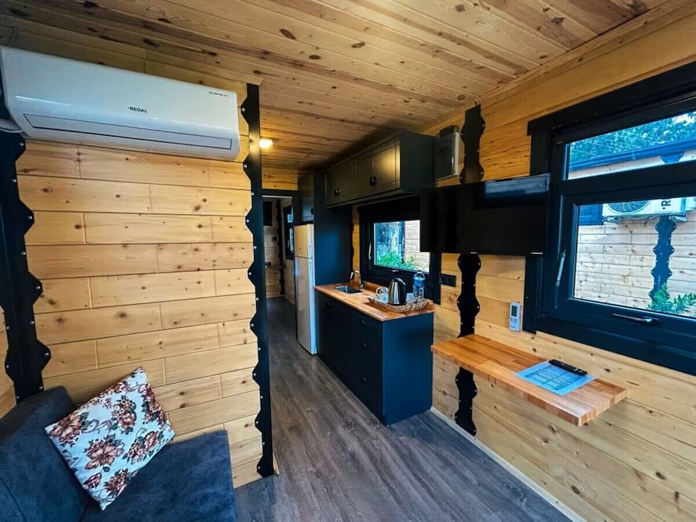 Bitez Tiny House & Beach