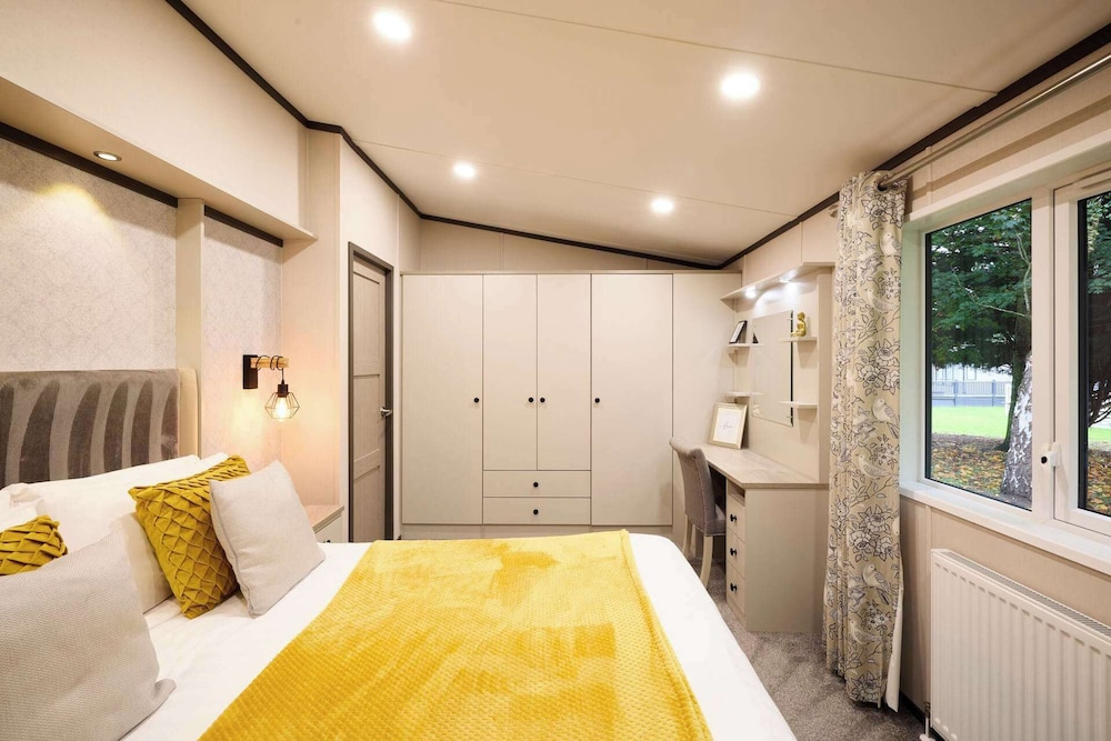 Host Stay Sunbird Lodge