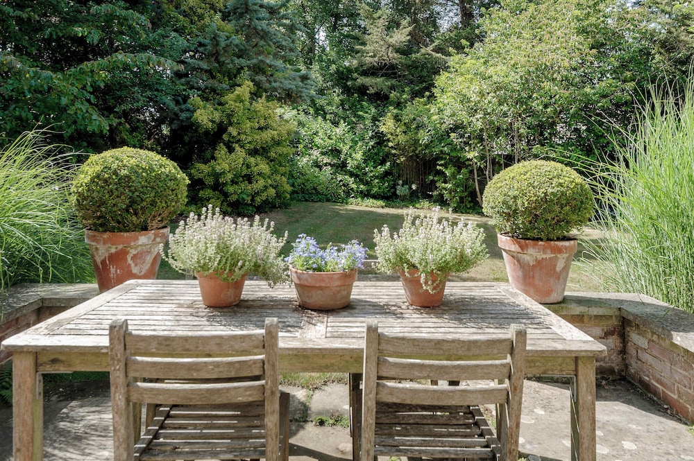 Beautiful Family Home w/ Garden & Pool - Wimbledon