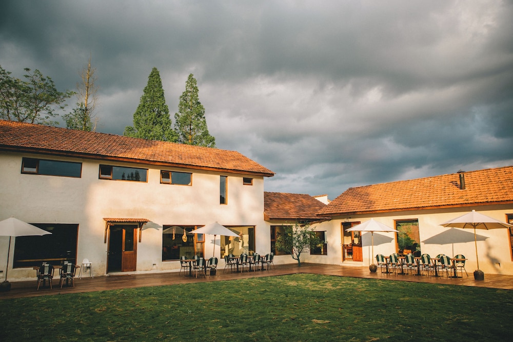 Cipo Qiandaohu Lake Holiday Homestay
