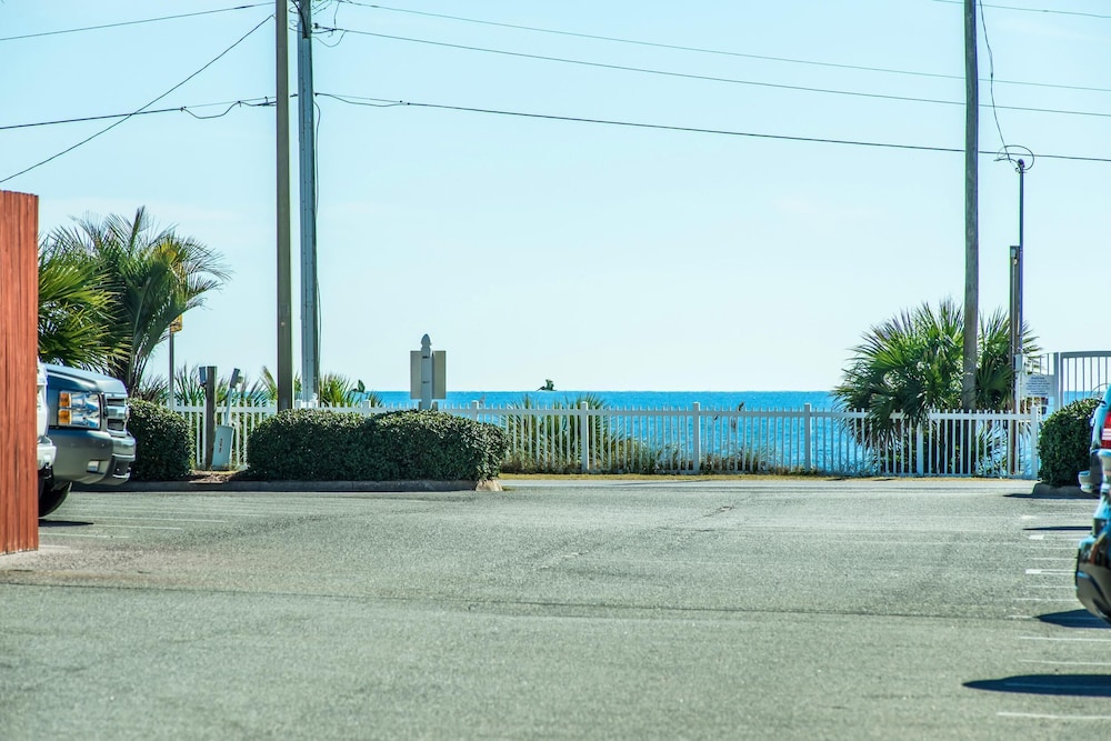 Gulfview II 101