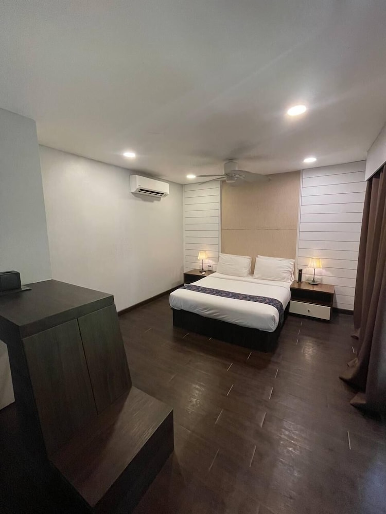 Perhentian Resort Island PIR - BlueStar