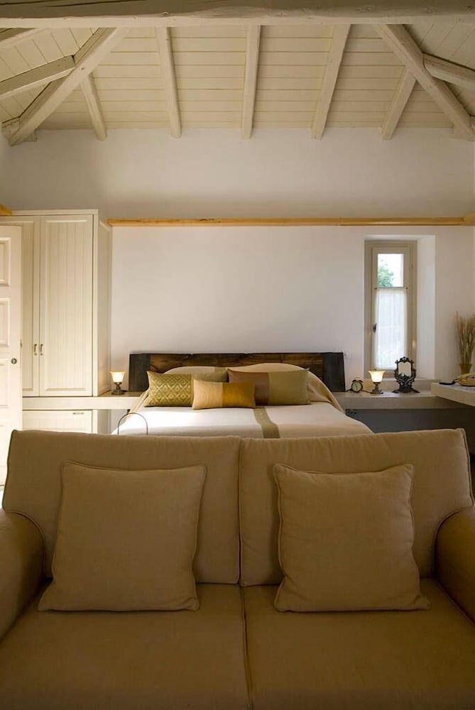 Mazaraki Guesthouse