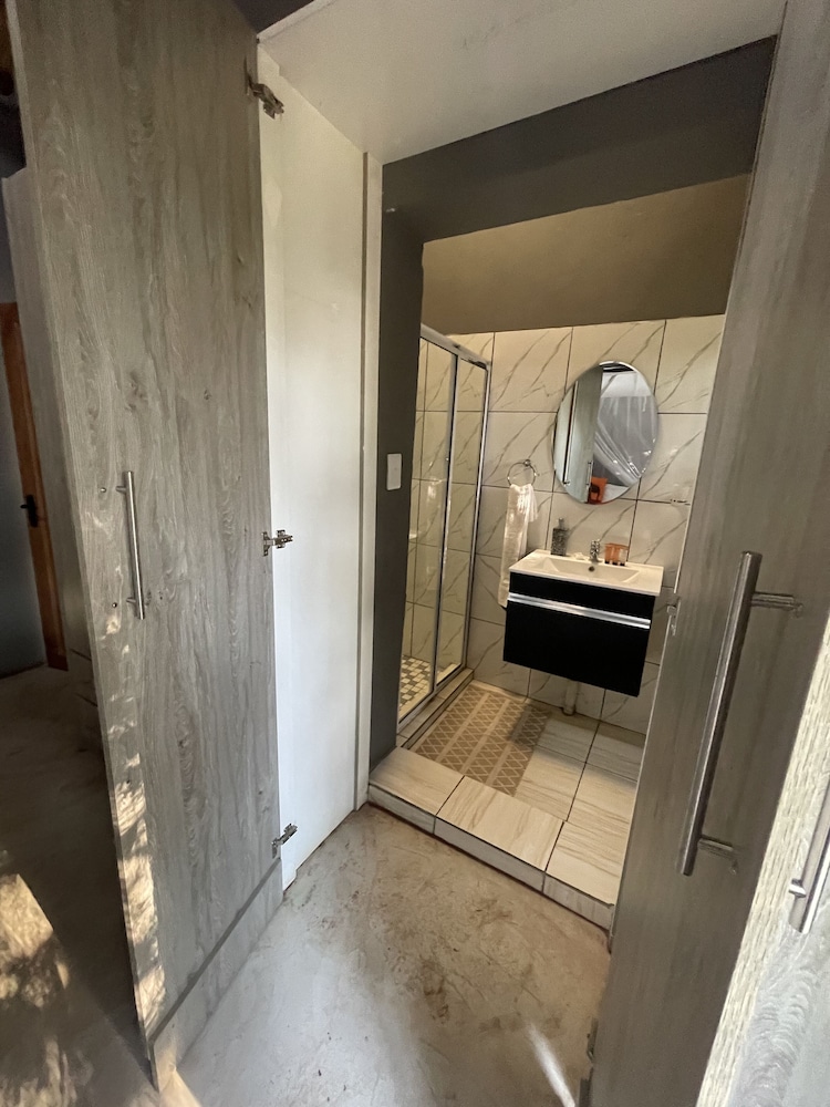 Pan African Safari Lodge