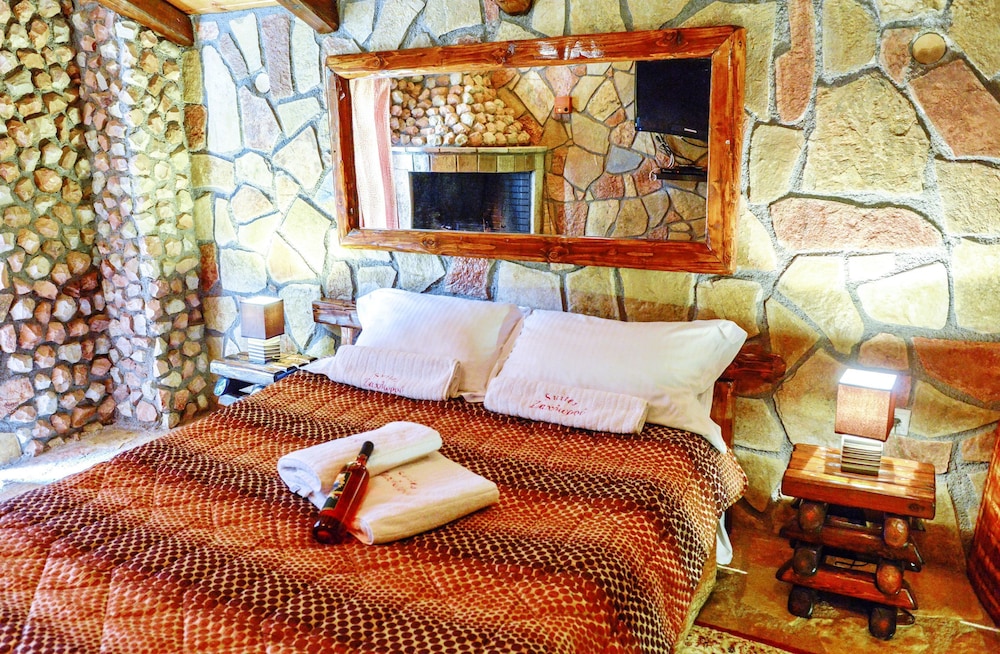 Oneiro Resort