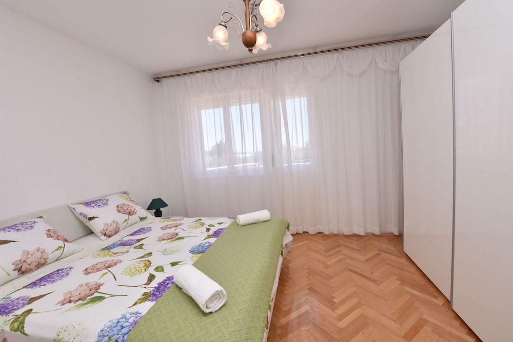 Apartments Kure view 4