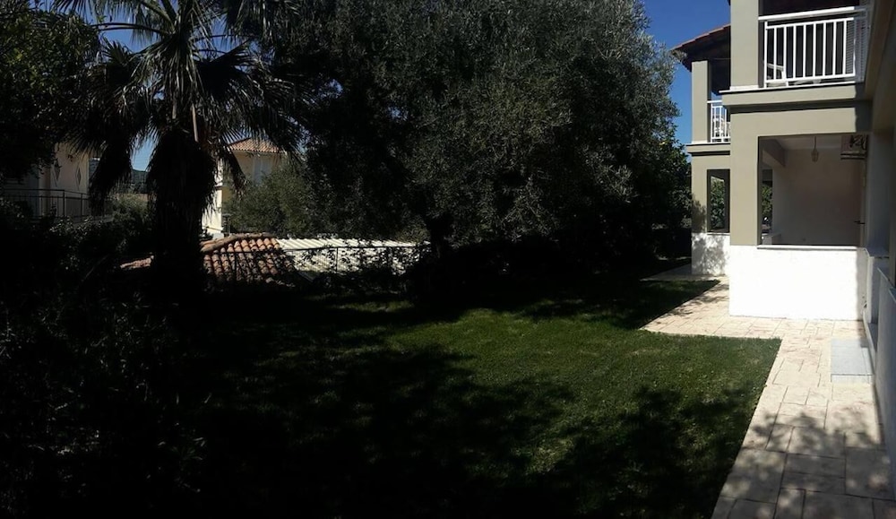 Photo 27