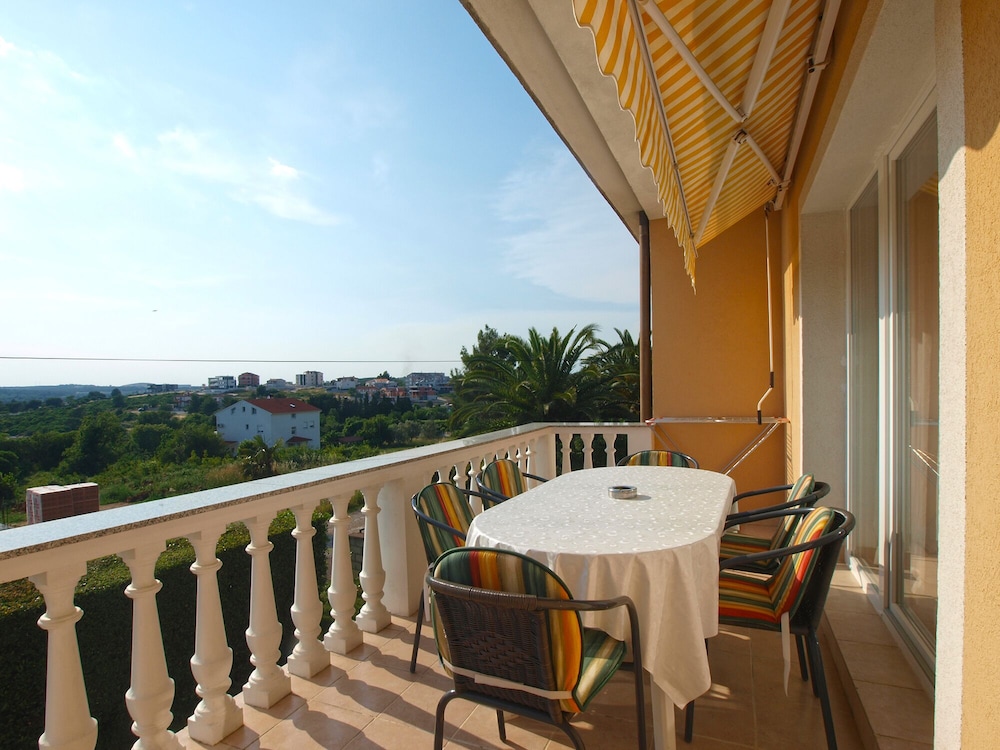 Apartment Anica 770