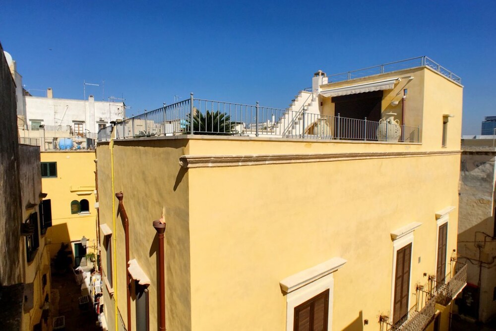 Palazzo Raheli view 3
