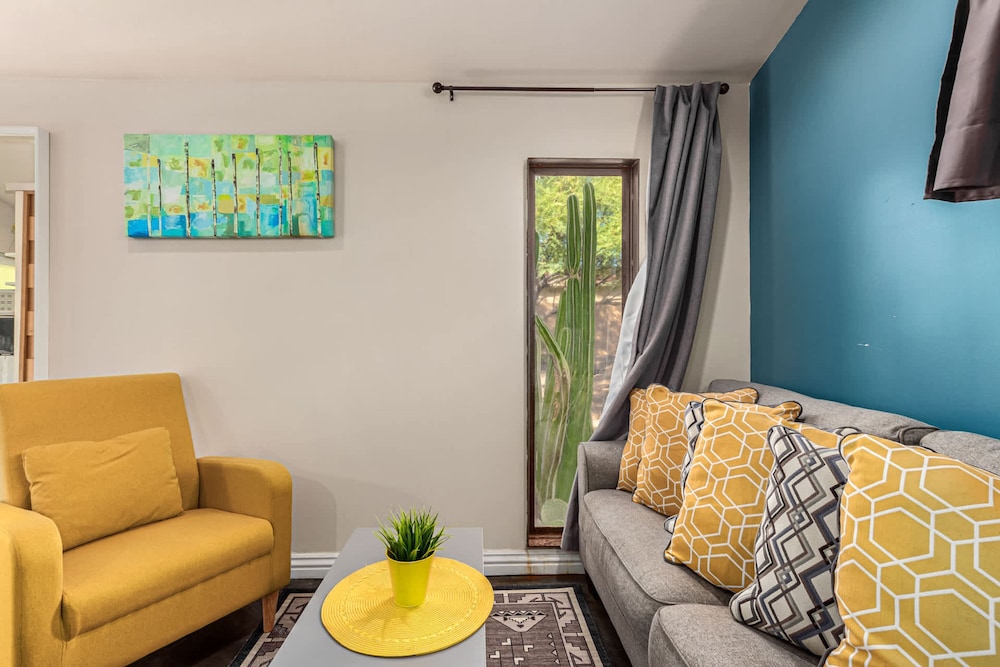Coronado Casita - Mins to DT Airport Hospitals