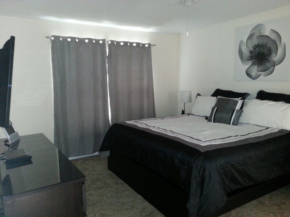 CozyKey Vacation Rentals