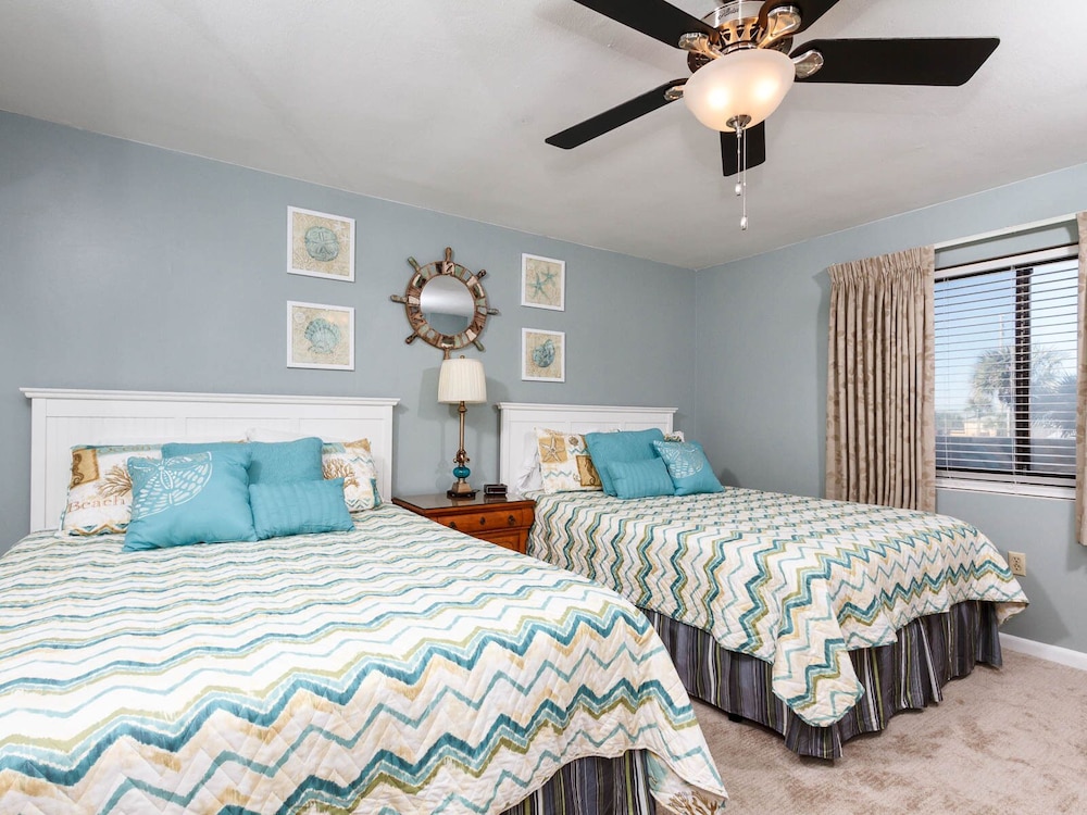 Surf Dweller 205 - Seaspray Getaway