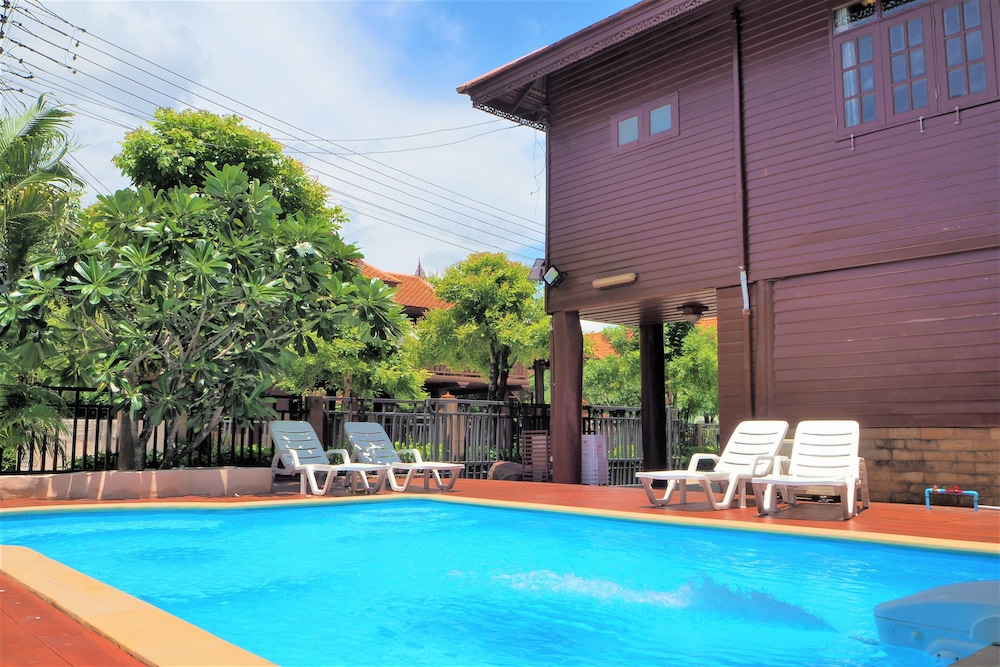 Baan Thai Lanna Pattaya