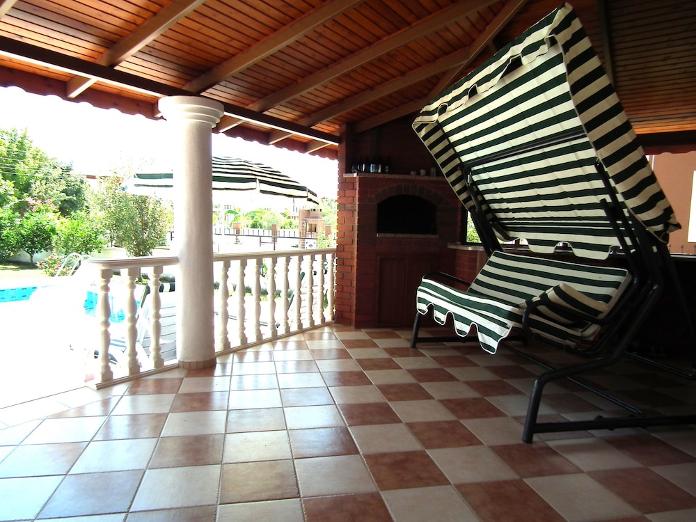 Photo 21
