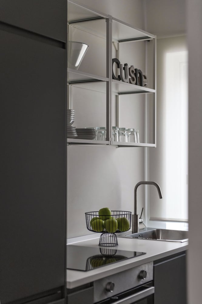 Ruggero City View apartment by Wonderful Italy
