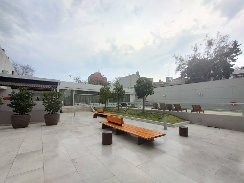 Astor Views - Modern 1BR Apartment in Nu ez