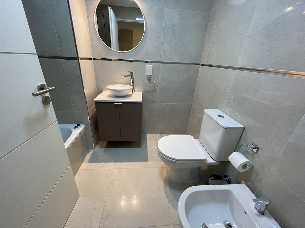 Ayres Suites Moreno