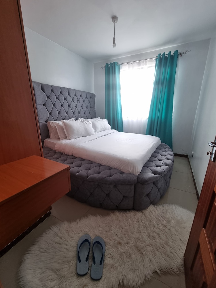 Lux Suites Jacky's Apartments Milimani