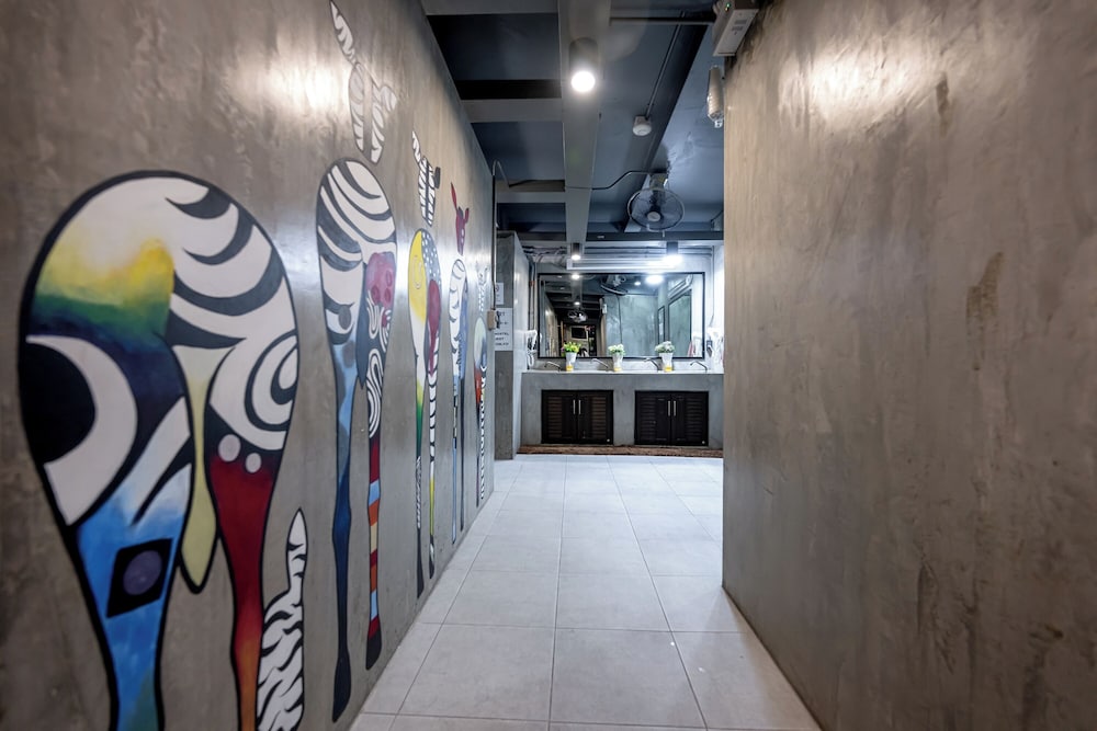 Vibes Hostel Bangkok