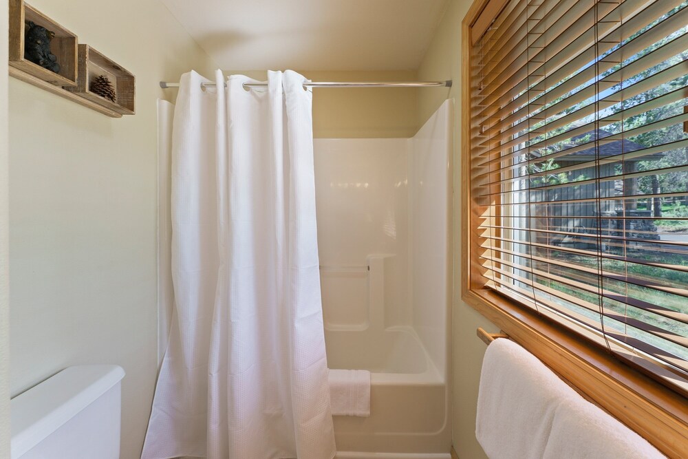 7 Vine Maple 4 Bedroom Home