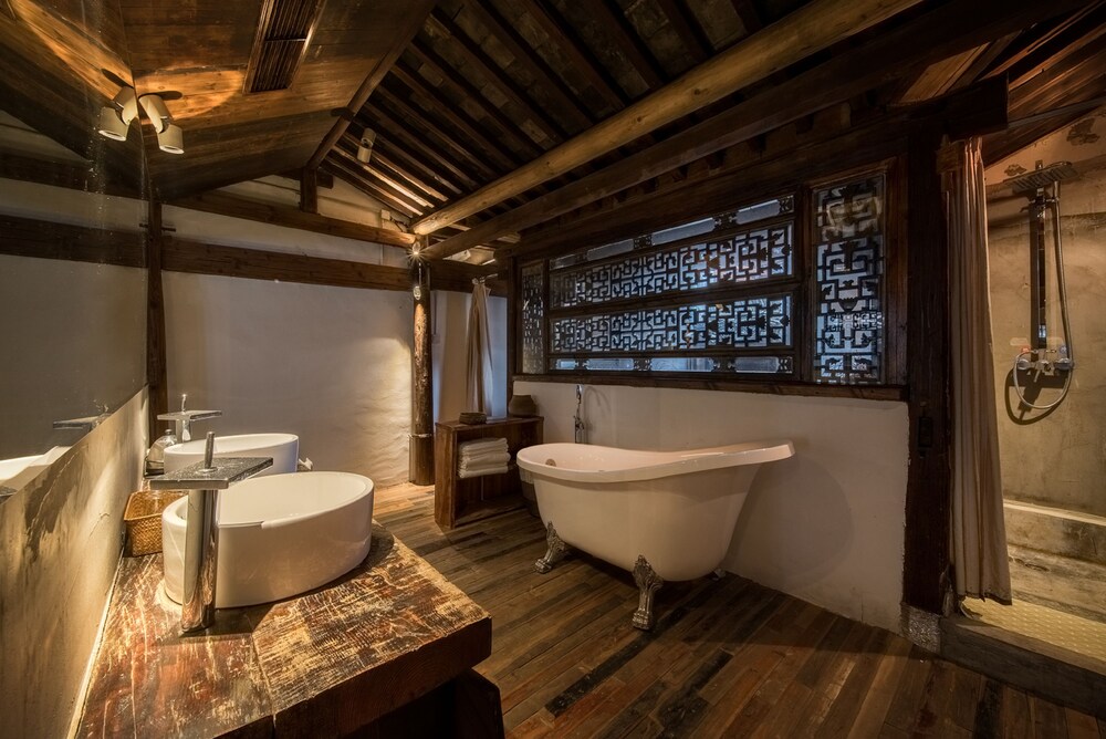 Guzo Su The Old House Boutique Hotel