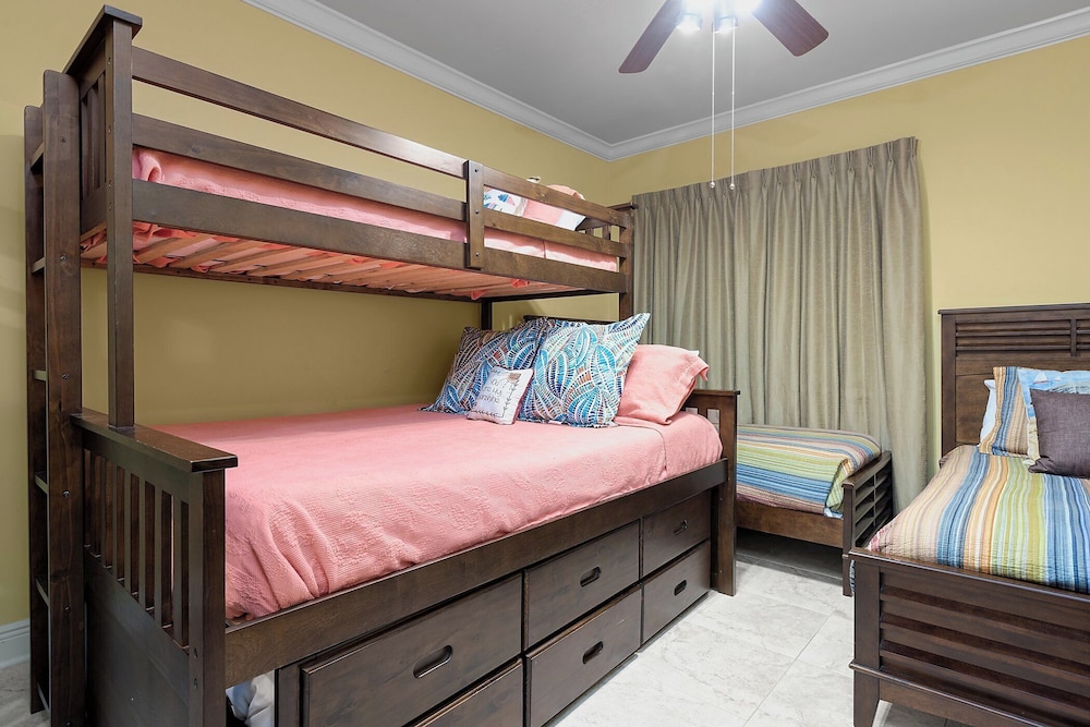 Romar House by Southern Vacation Rentals