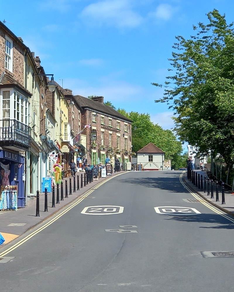 Ironbridge View Townhouse