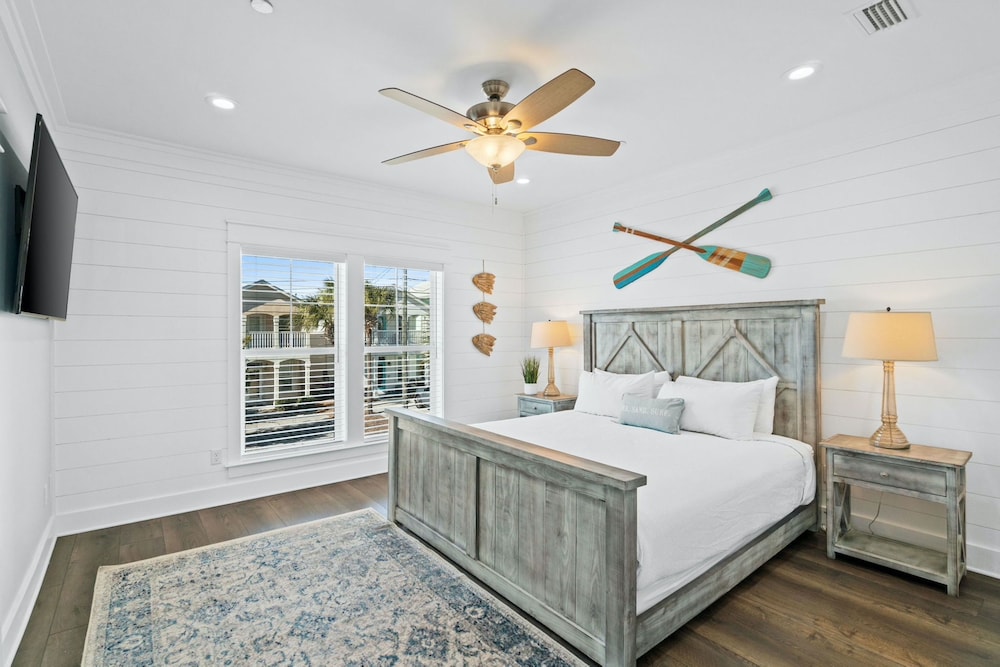 Beach House - Riviera Retreat by PHG