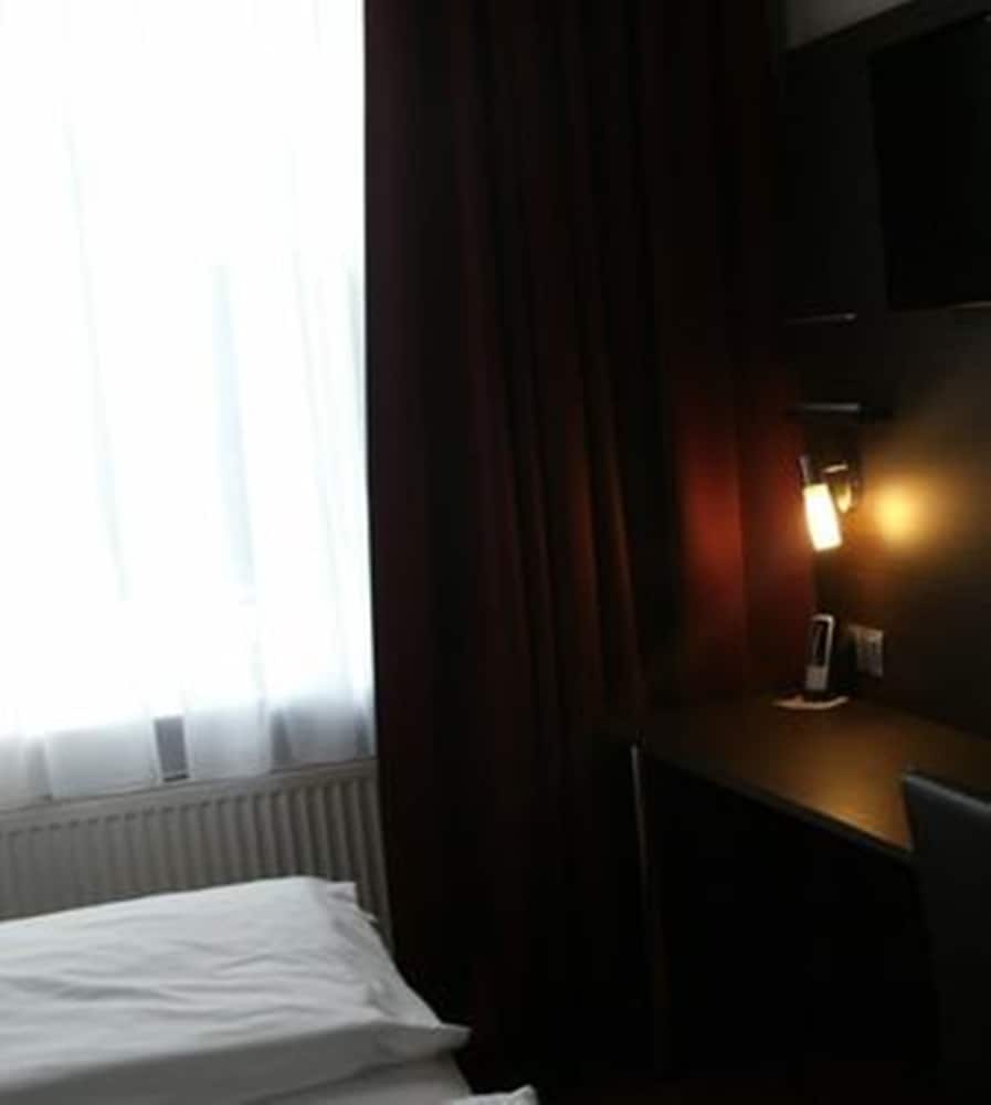 Hamburg Vacations - PLAZA Inn Hamburg Moorfleet - Property Image 16