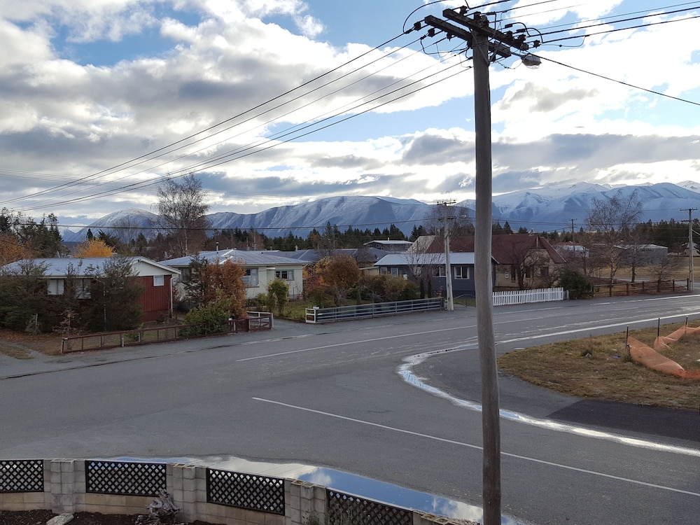 Mackenzie Lodge