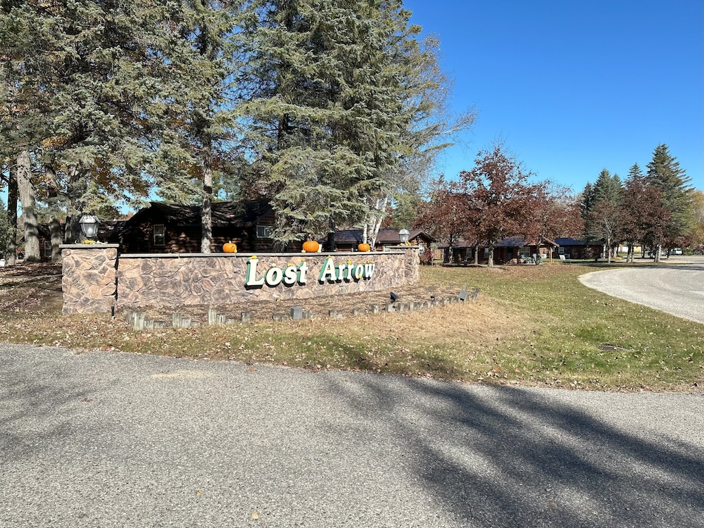 Lost Arrow Resort