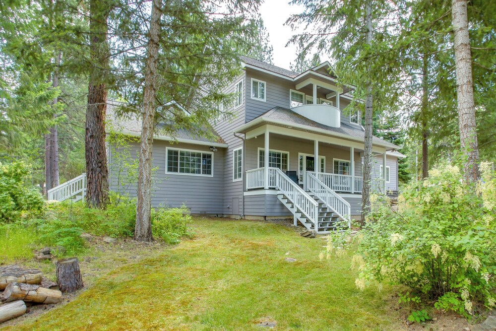 Crystal Bay Home w/ Fireplace Near Ski Resorts, photo 23