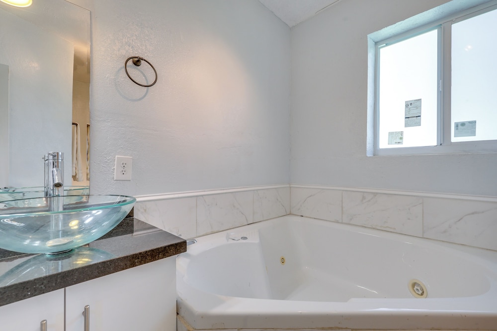 Stay Near Las Olas Beach: Home w/ Fenced Backyard