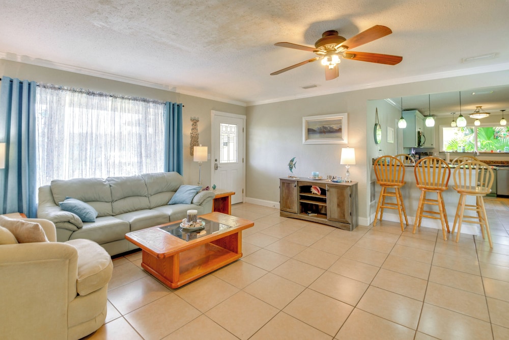Swim, Fish & Walk to Shore: Ormond Beach Home!