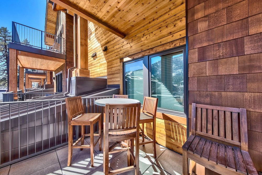 Heavenly Lake Tahoe Ski Resort